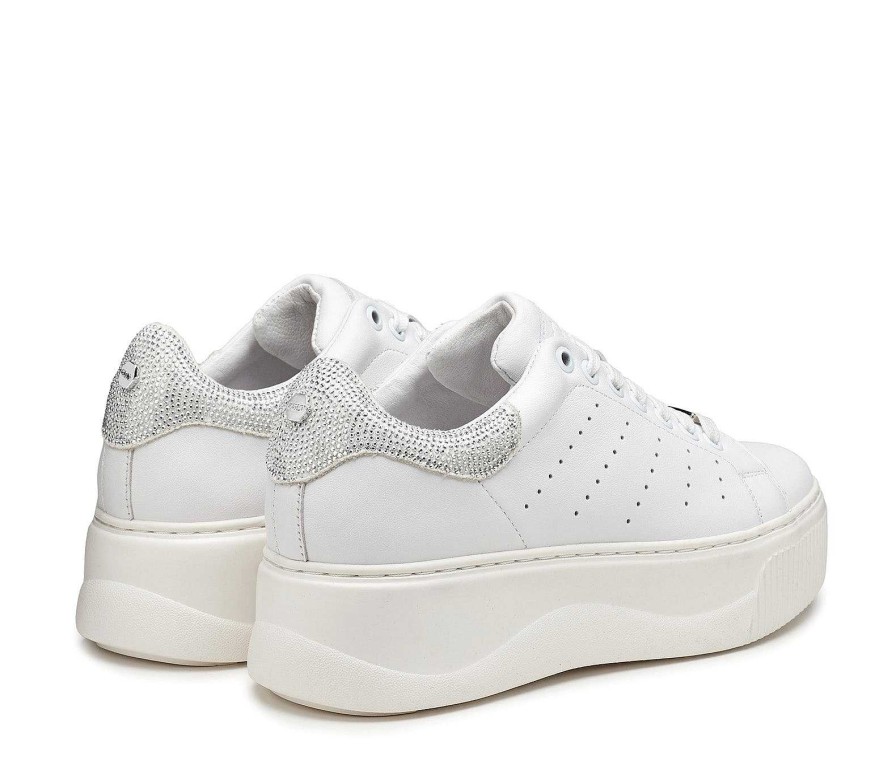 Cult Sneakers | Perry 3162